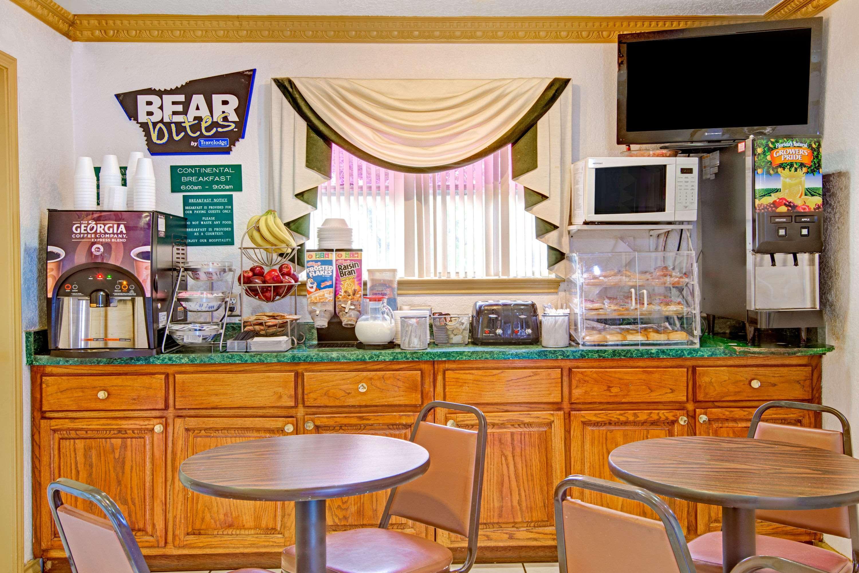 Econo Lodge Inn & Suites Near Lackland Afb San Antonio Dış mekan fotoğraf