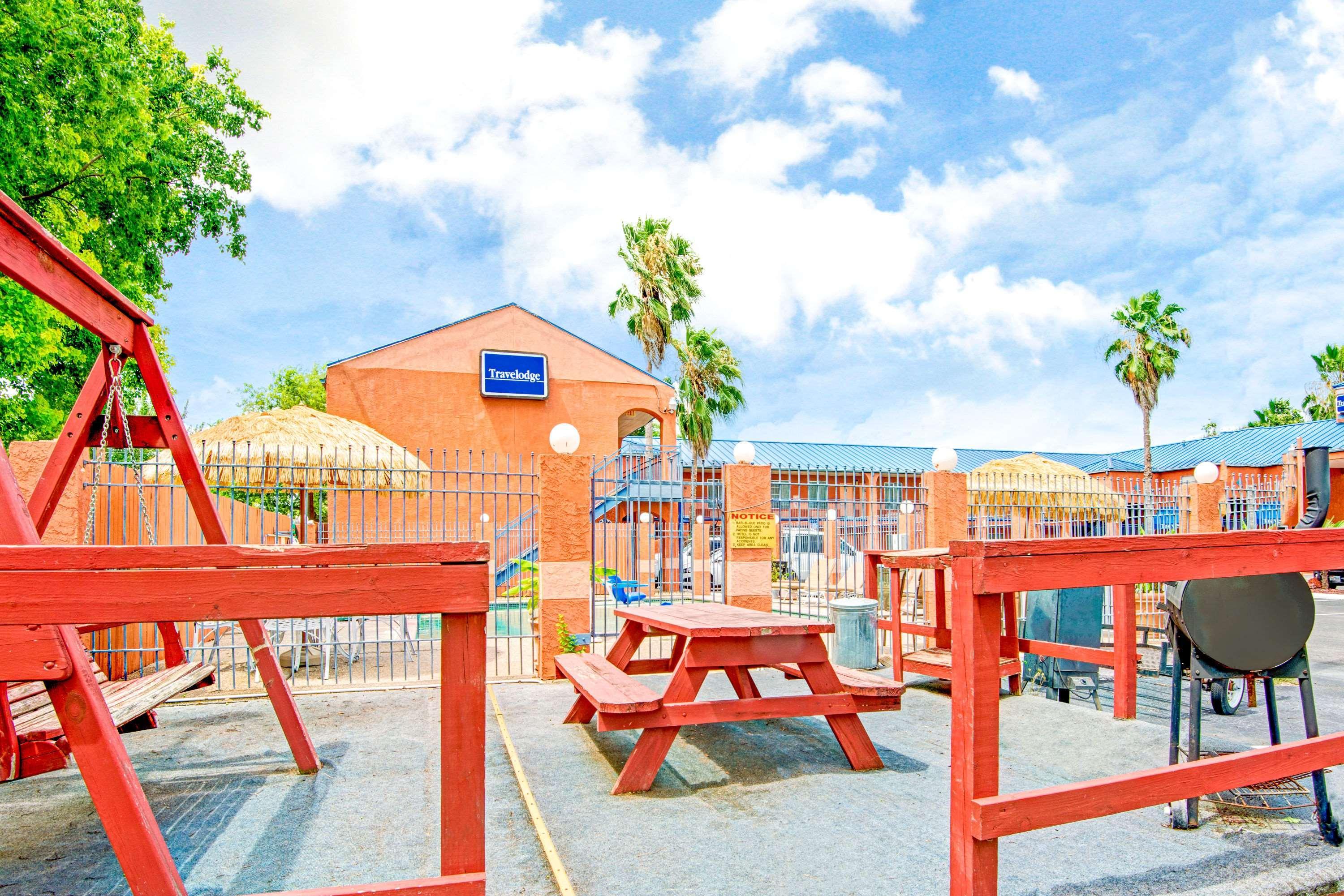 Econo Lodge Inn & Suites Near Lackland Afb San Antonio Dış mekan fotoğraf