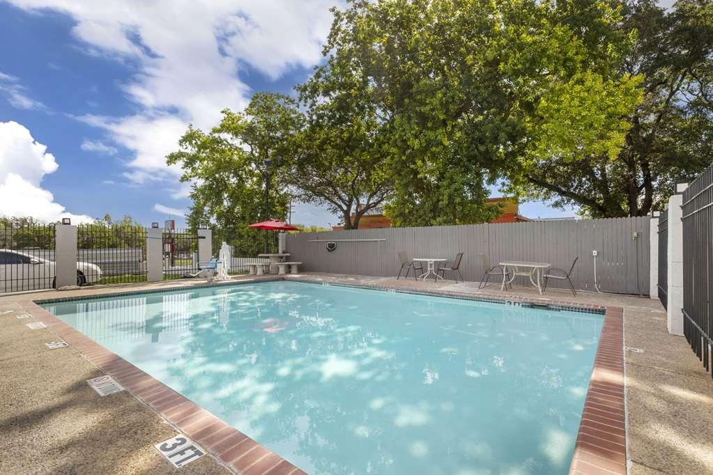 Econo Lodge Inn & Suites Near Lackland Afb San Antonio Konforlar fotoğraf